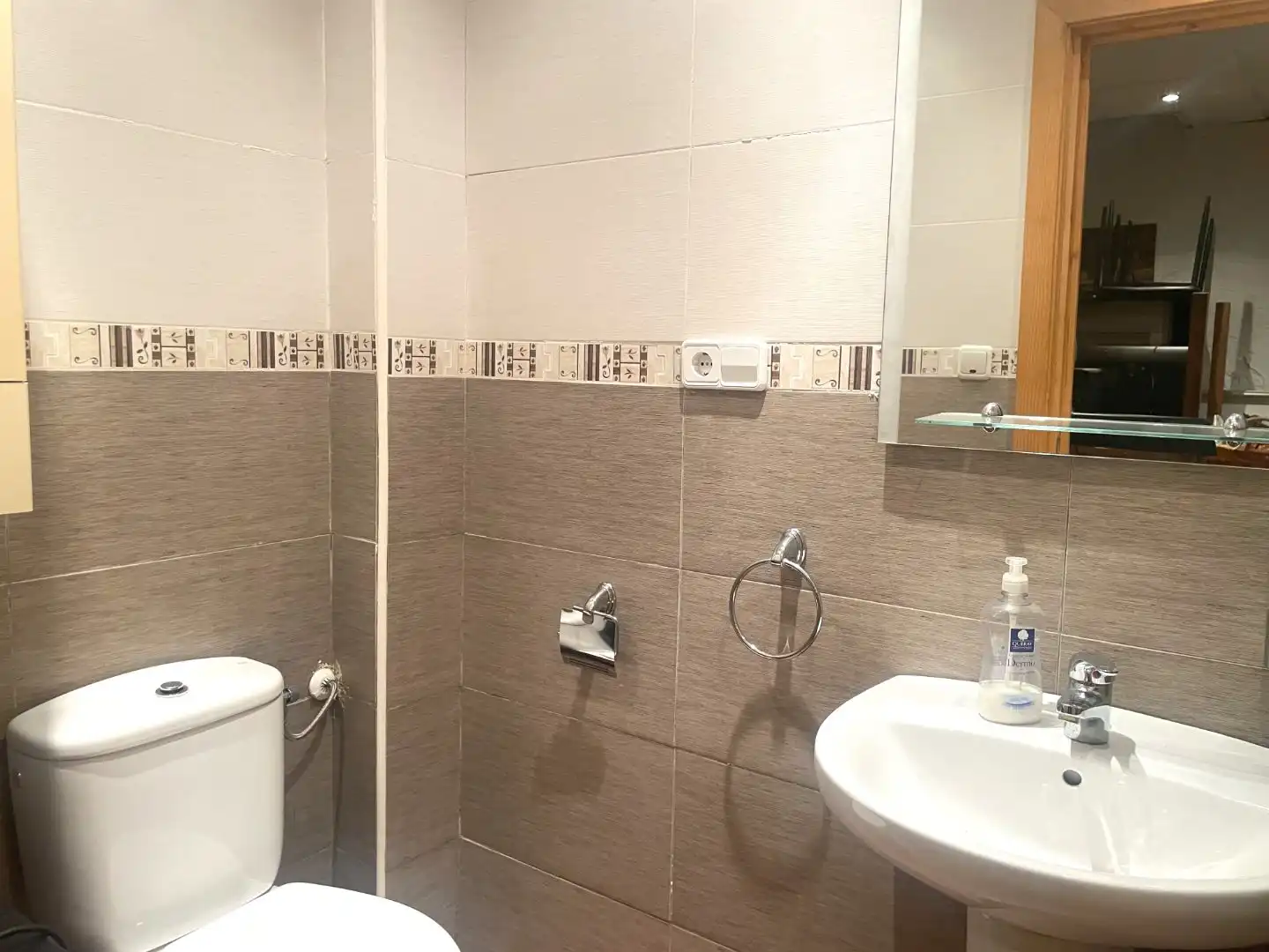 Bany de Casa adosada en venda en Muro de Alcoy amb Aire condicionat, Terrassa i Balcó