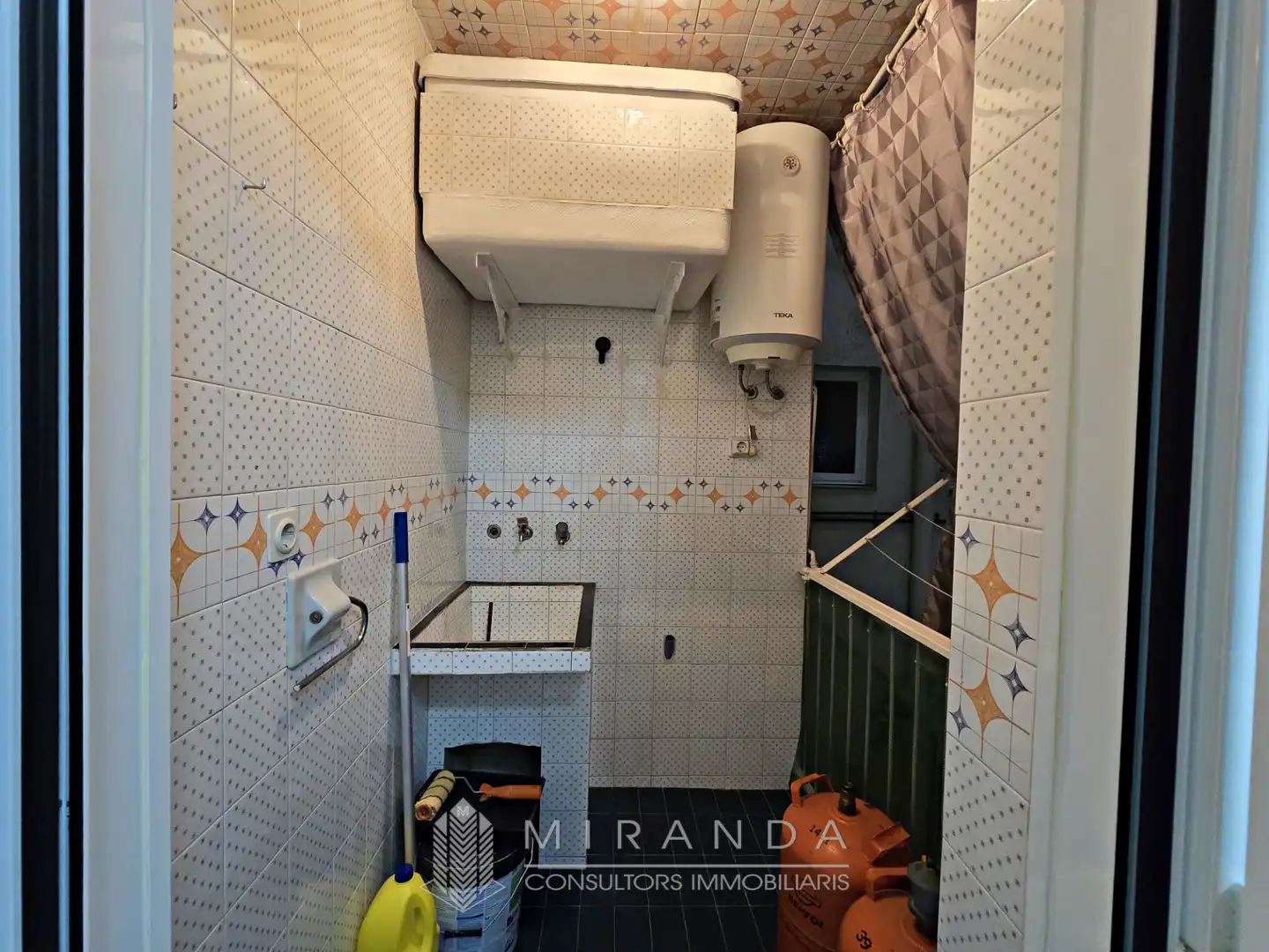 Bany de Pis en venda en Mollet del Vallès amb Balcó i Alarma