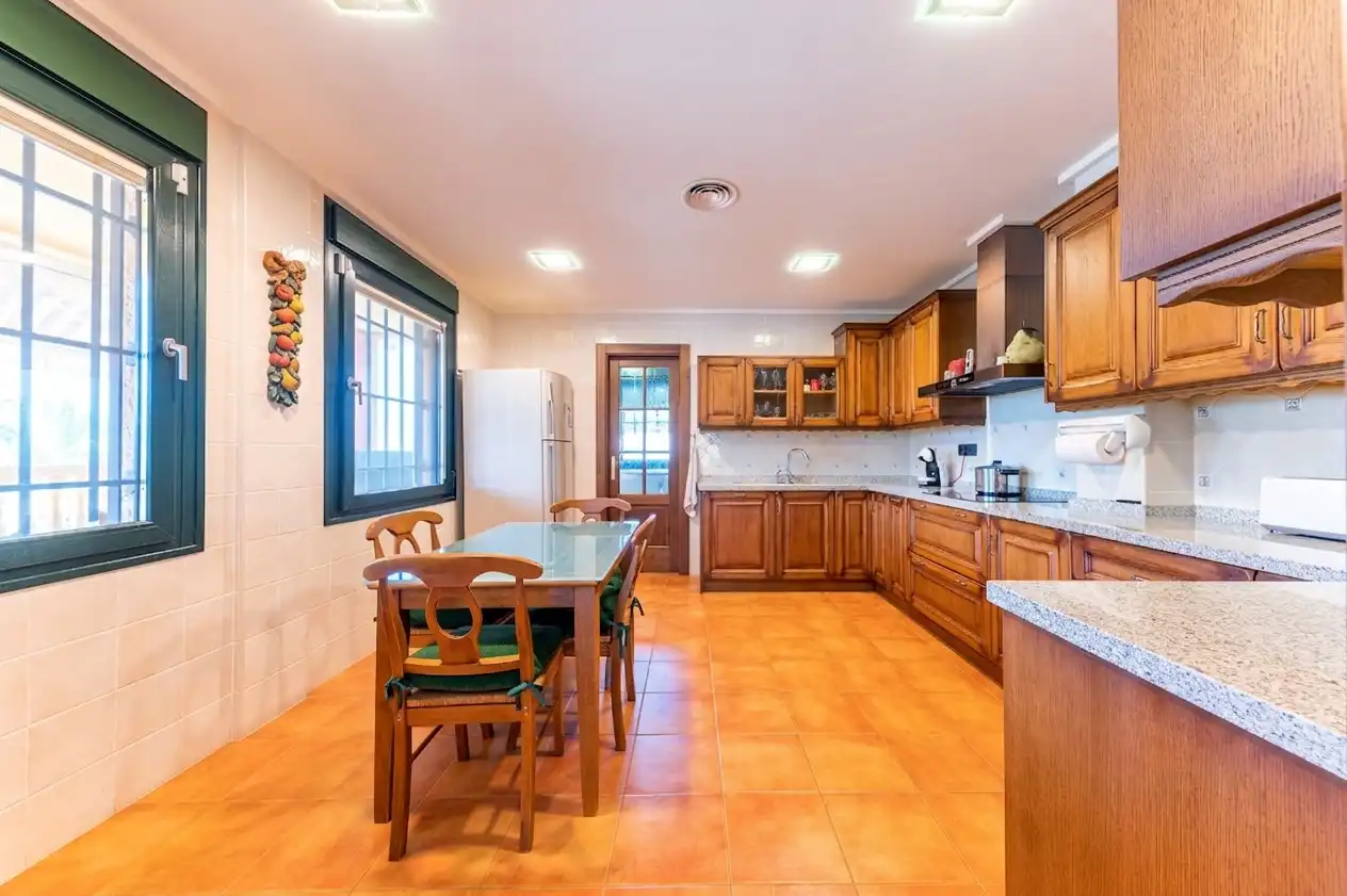 Detached house with pool for sale in Petrer, imagen 7