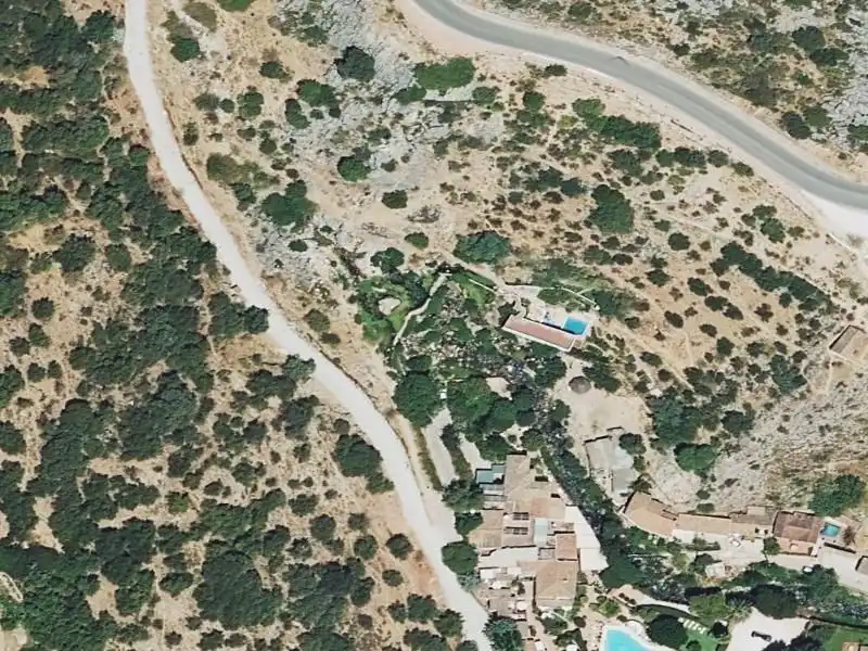 Houses for sale in Benaoján