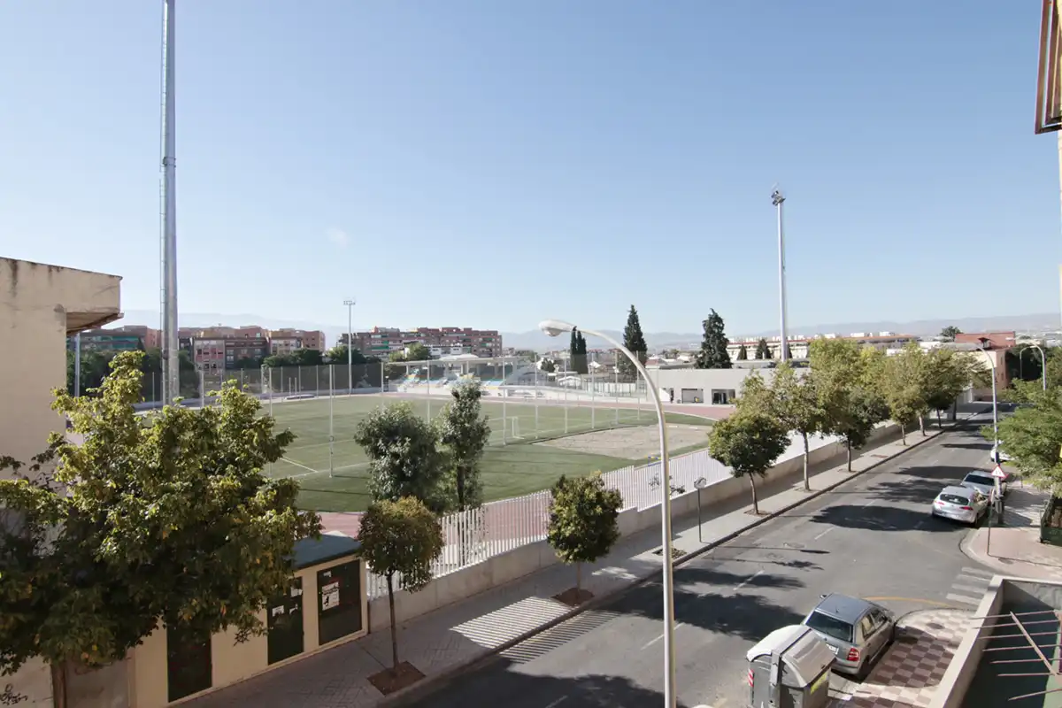 Piso de alquiler en Calle Jesse Owens, 2, Rosaleda - Juventud