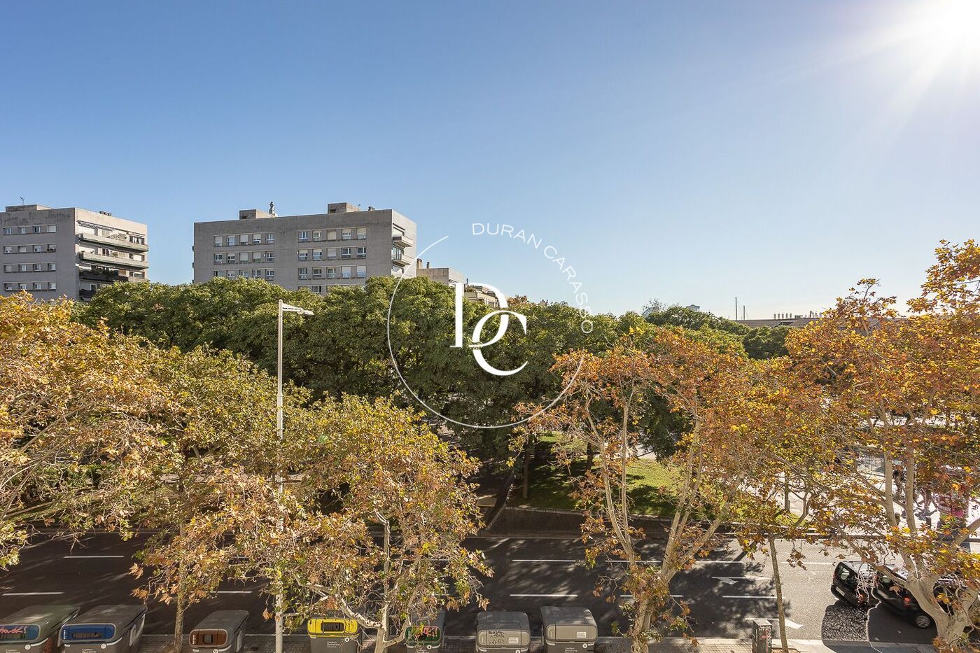 Vista exterior de Pis en venda en  Barcelona Capital amb Calefacció