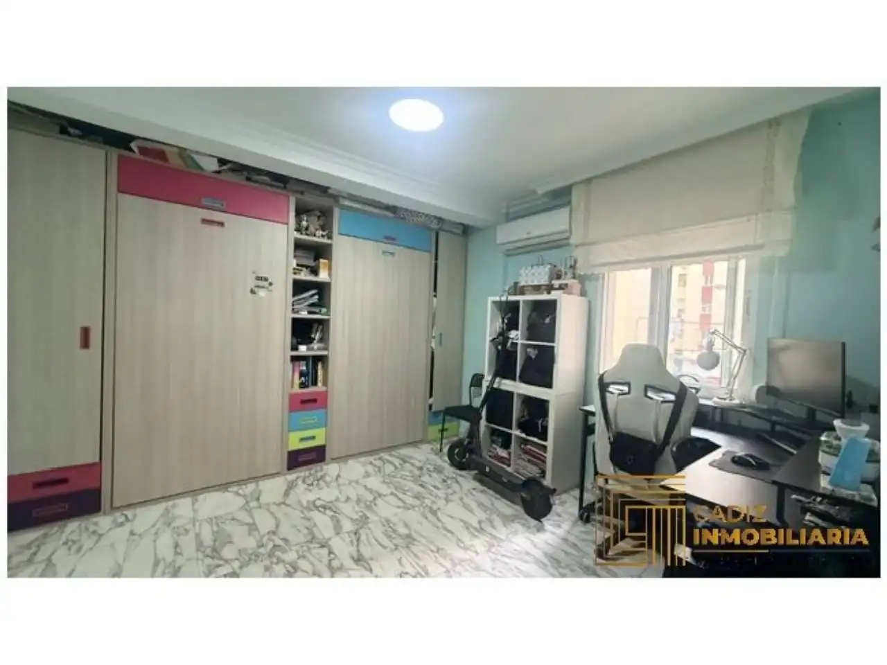 Habitación de Piso en venta en Cádiz con Aire acondicionado