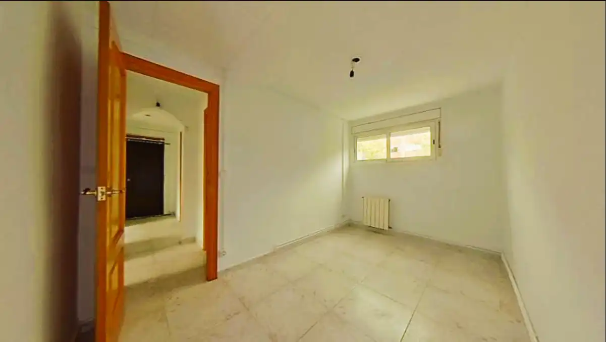 Wohnung zum Verkauf in de les Agudes 128, imagen 3