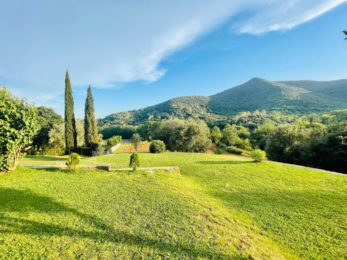 Country house zur Miete in Girona mit Heizung, Privatgarten und Schwimmbad