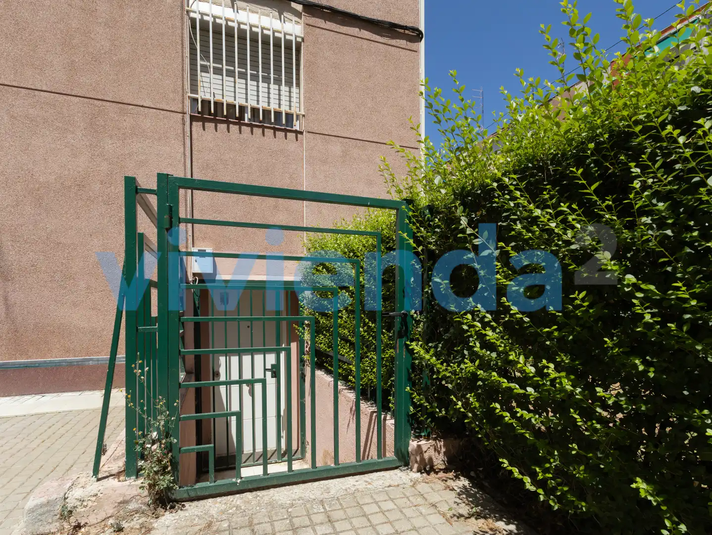 Jardí de Local en venda en Madrid amb Aire condicionat, Calefacció i Moblat