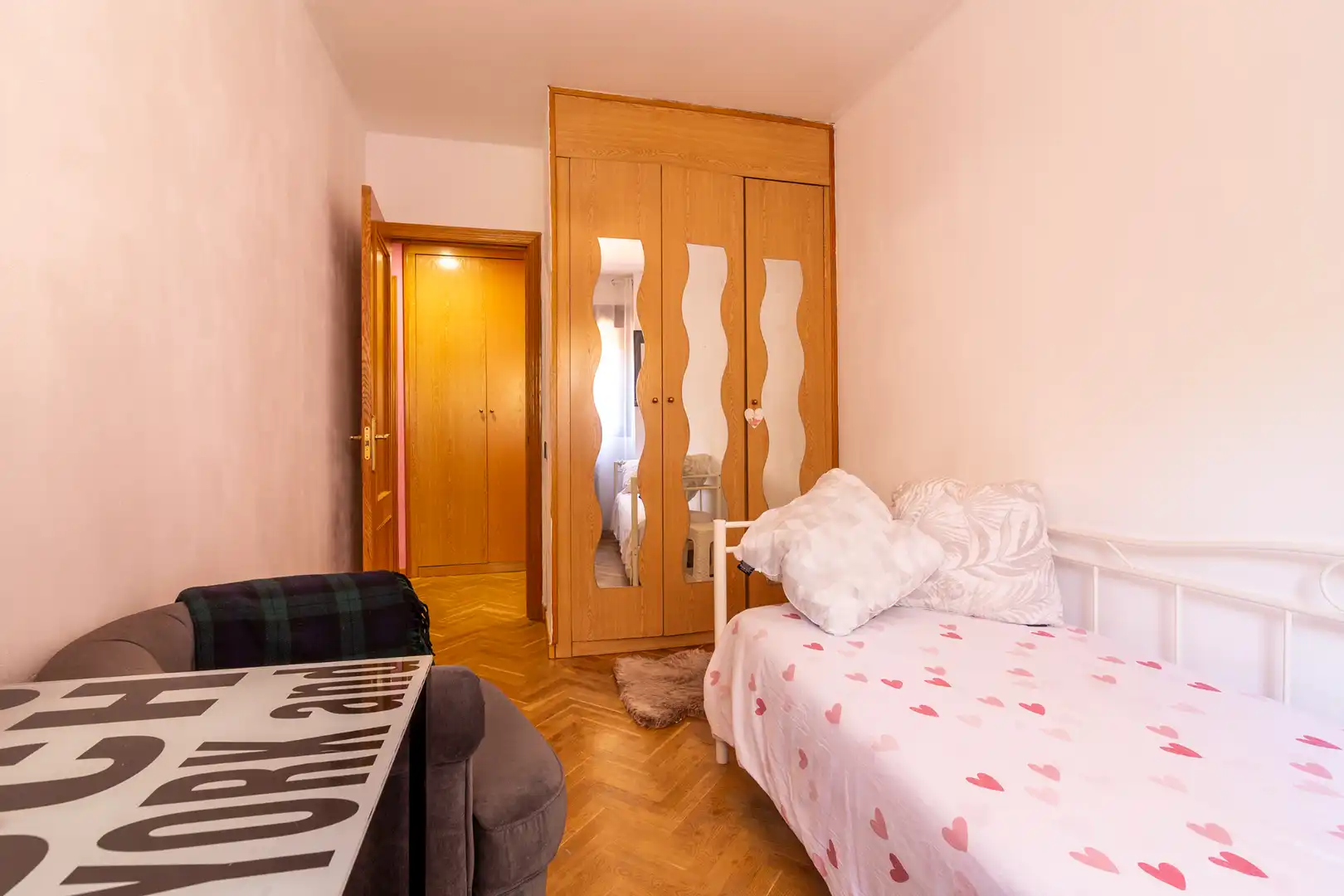 Bedroom of Ground floor for sale in Alcorcón  with Heating, Private garden and Parquet flooring