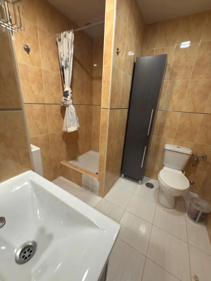 Apartamento de alquiler en Calle Cardenal Mendoza, Centro - Sagrario