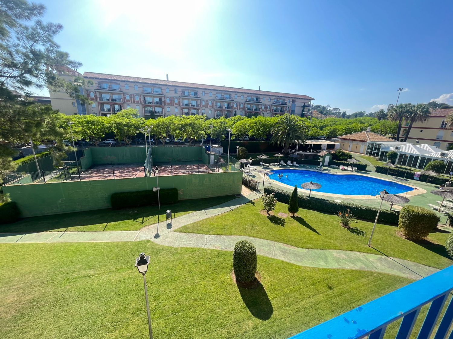 Piscina de Apartament en venda en Islantilla amb Terrassa i Piscina comunitària