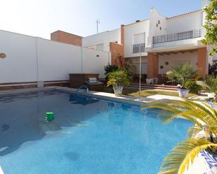 Swimming pool of House or chalet for sale in Santiponce  with Heating, Private garden and Parquet flooring