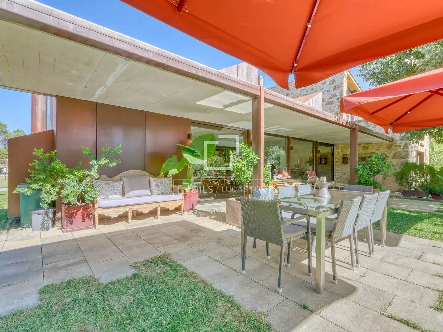 Terraza de Finca rústica en venta en Boadella i les Escaules con Calefacción, Jardín privado y Terraza