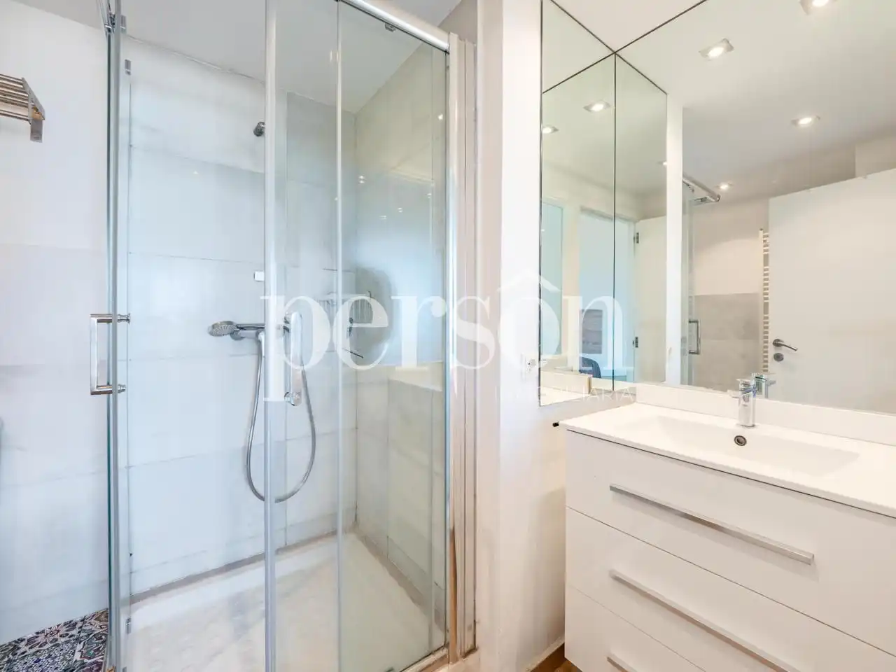 Bathroom of Flat for sale in Alboraya  with Air Conditioner, Heating and Parquet flooring