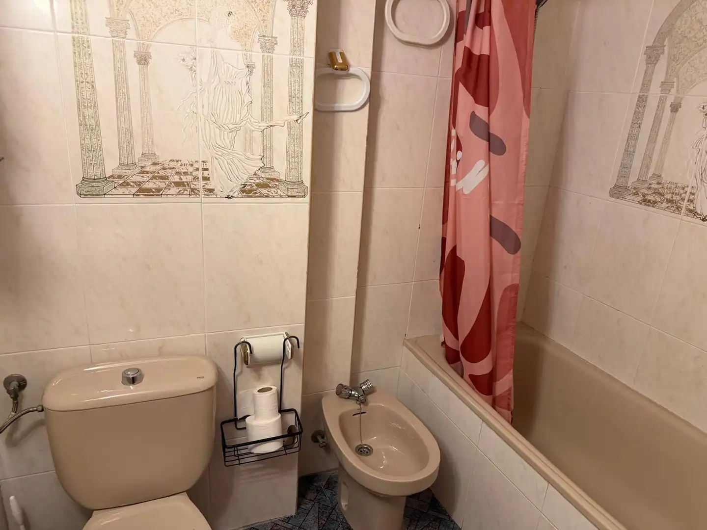 Bany de Pis en venda en Torremolinos amb Alarma i Piscina comunitària