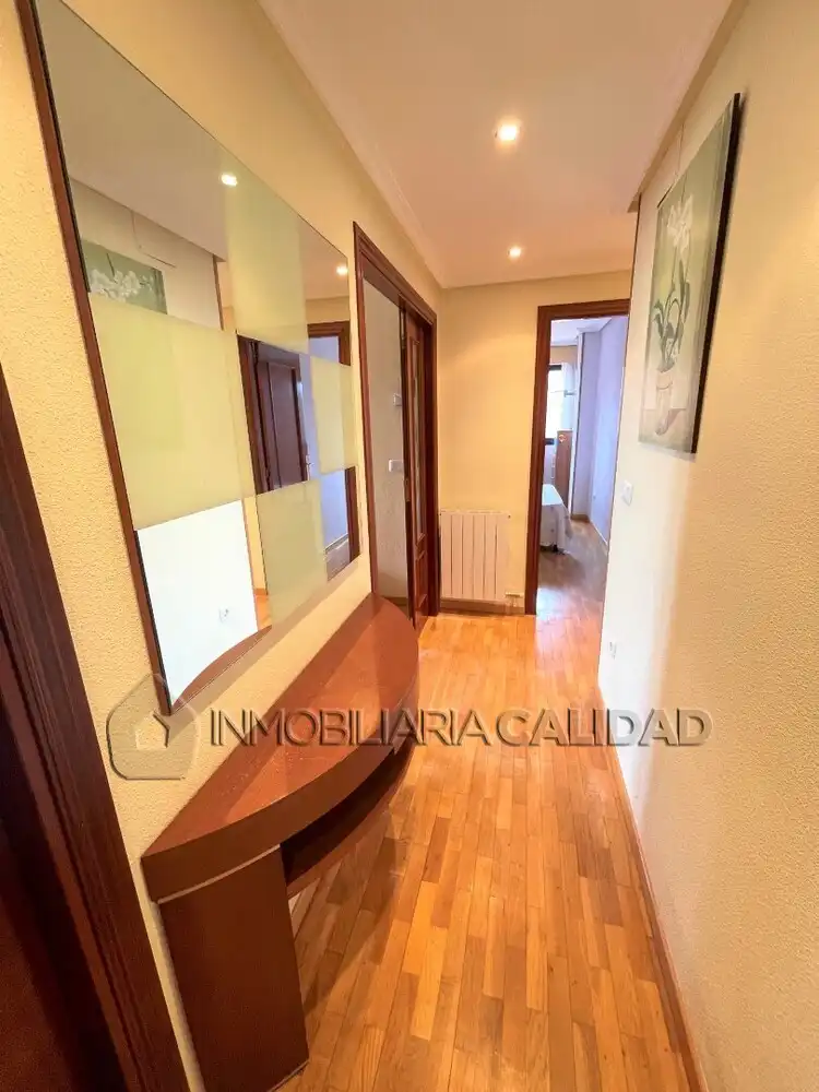 Piso de alquiler en Burgos con Calefacción, Trastero y Amueblado