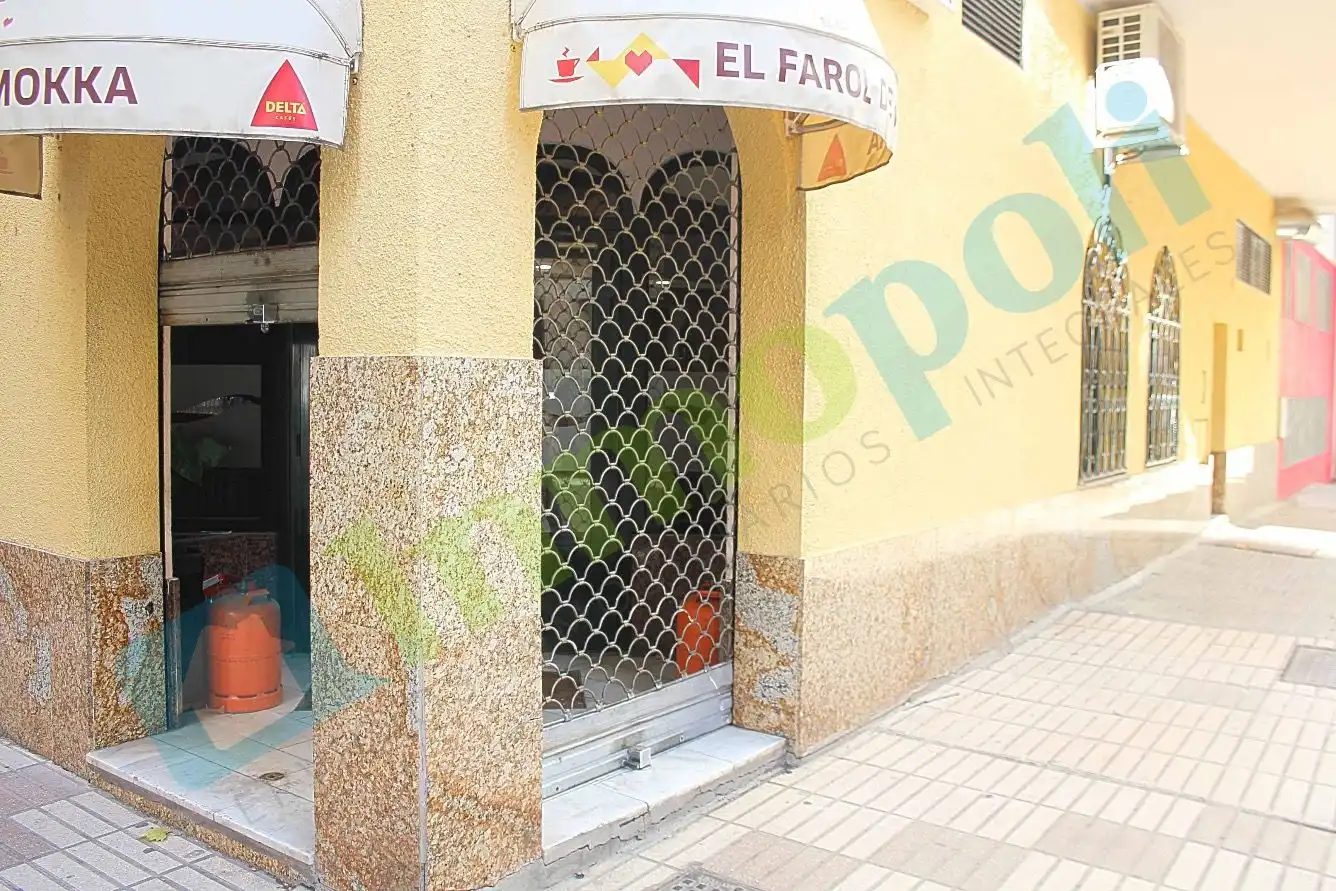 Gewerbefläche zur Miete in Calle de la Bomba, imagen 3