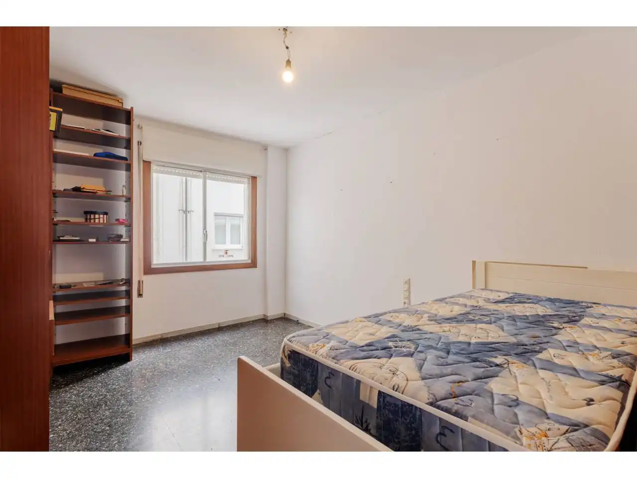 Habitación de Apartamento en venta en Valencia con Aire acondicionado, Calefacción y Balcón