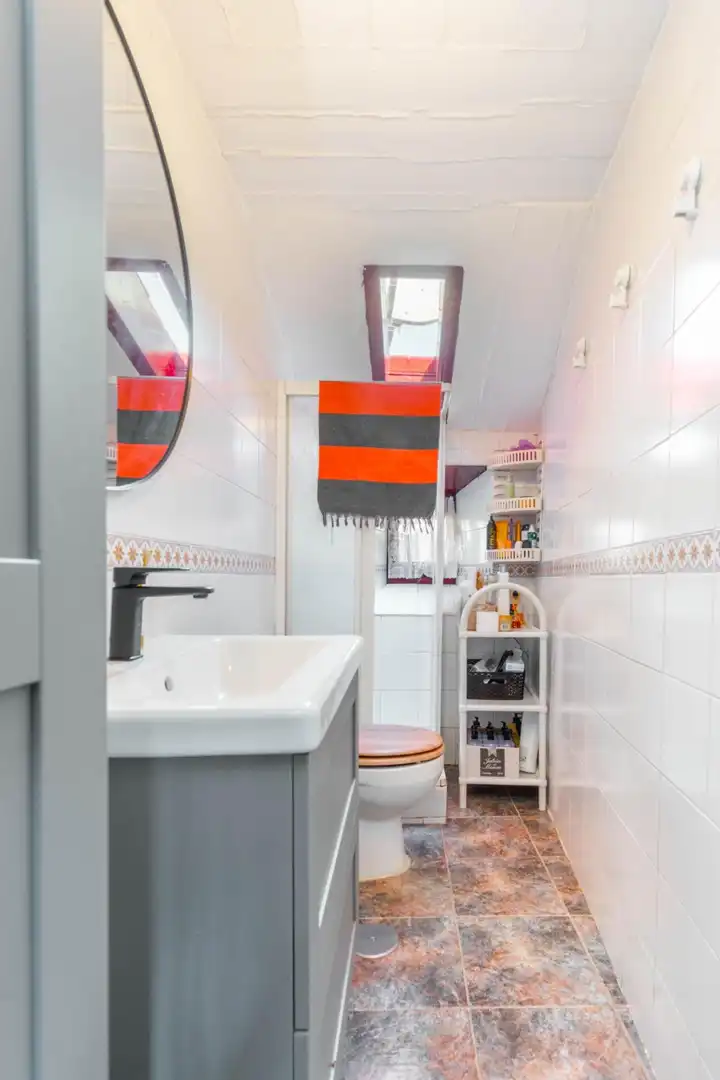 Baño de Casa o chalet en venta en Cudillero con Calefacción, Jardín privado y Terraza