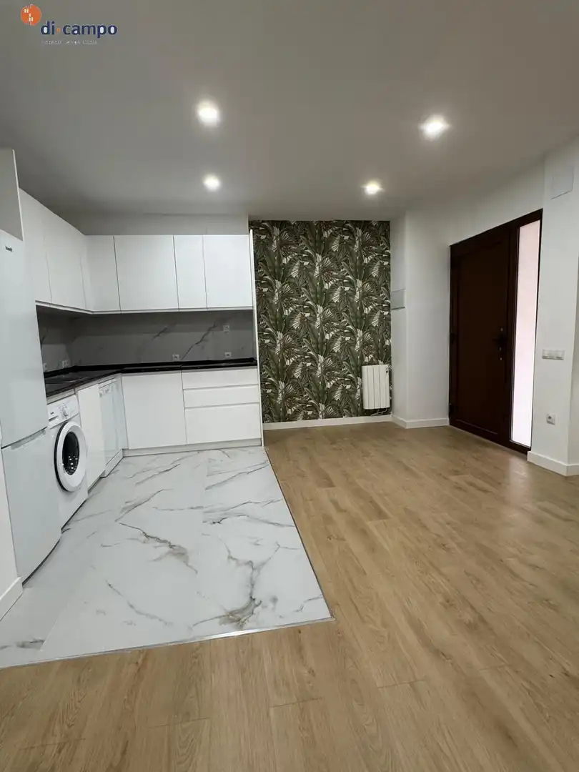 Cuina de Apartament en venda en Valladolid amb Calefacció
