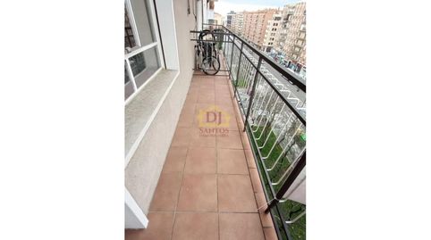 Foto 2 de Piso en venta en Calle de Los Tilos, Garrido Norte, Salamanca Capital
