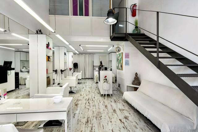 Local comercial en Alquiler en Plaça dels Patins