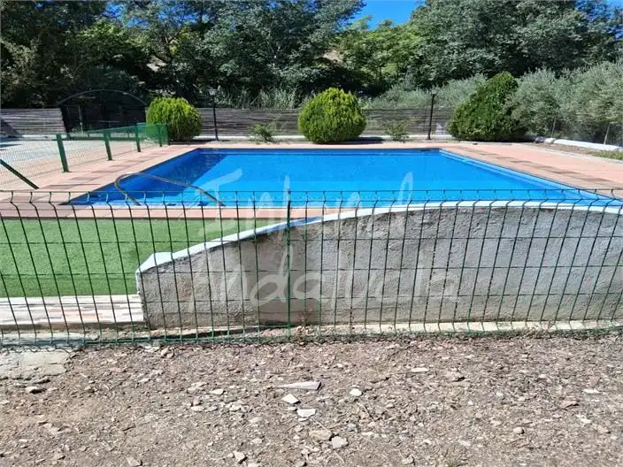 Xalet amb piscina en venda a Priego de Córdoba, imagen 2