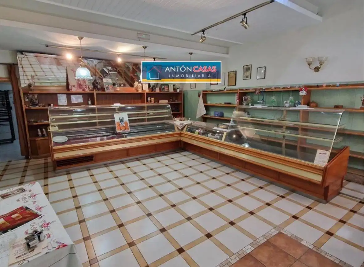 Local en venta en Novelda con Amueblado