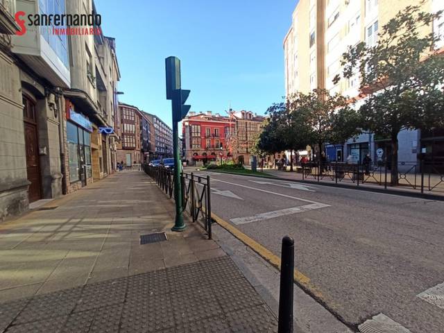 Garaje en Venta en Centro