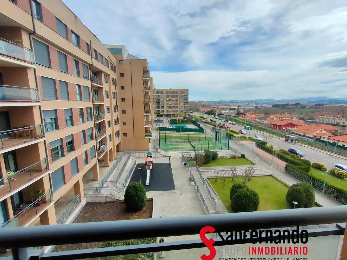 Vista exterior de Piso de alquiler en Santander con Calefacción, Parquet y Trastero
