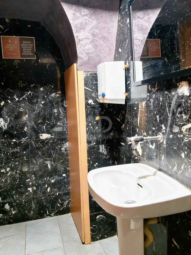 Badezimmer von Geschaftsraum zur Miete in L'Hospitalet de Llobregat