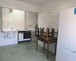 Cuina de Pis en venda en Barakaldo  amb Calefacció, Jardí privat i Balcó