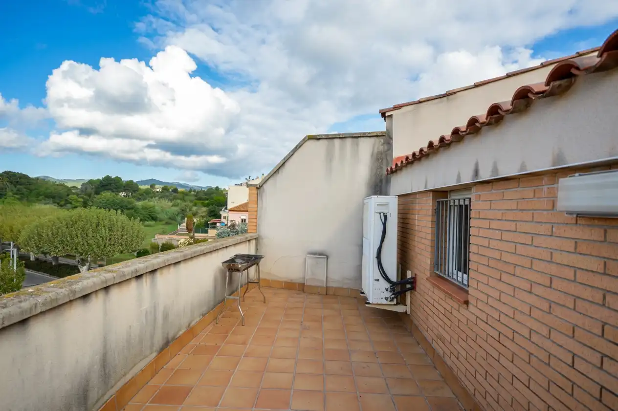 Adosado con terraza en venta en Avinguda dels Hostalets de Pierola, imagen 28