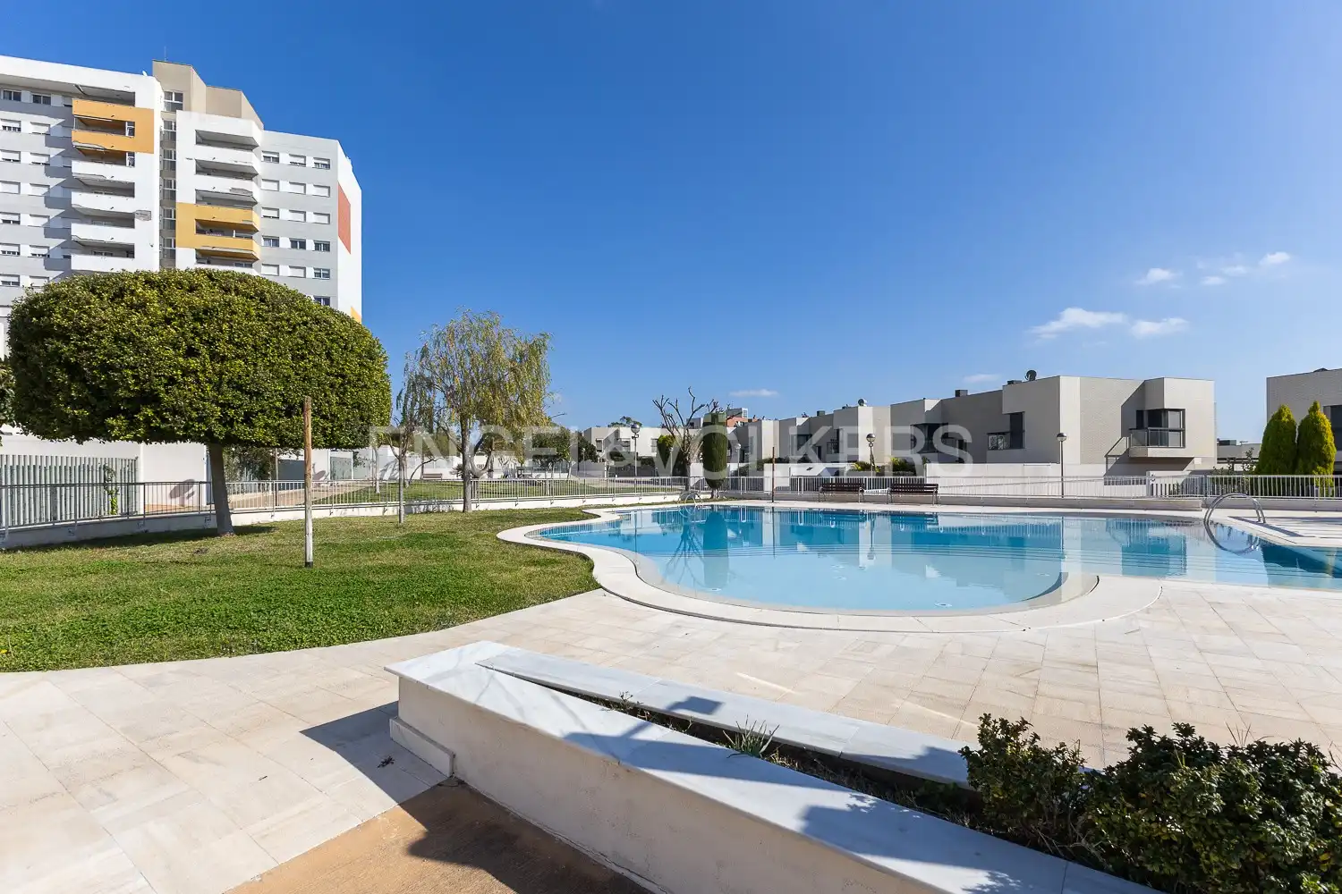 Piscina de Casa o xalet en venda en Paterna amb Aire condicionat, Calefacció i Jardí privat