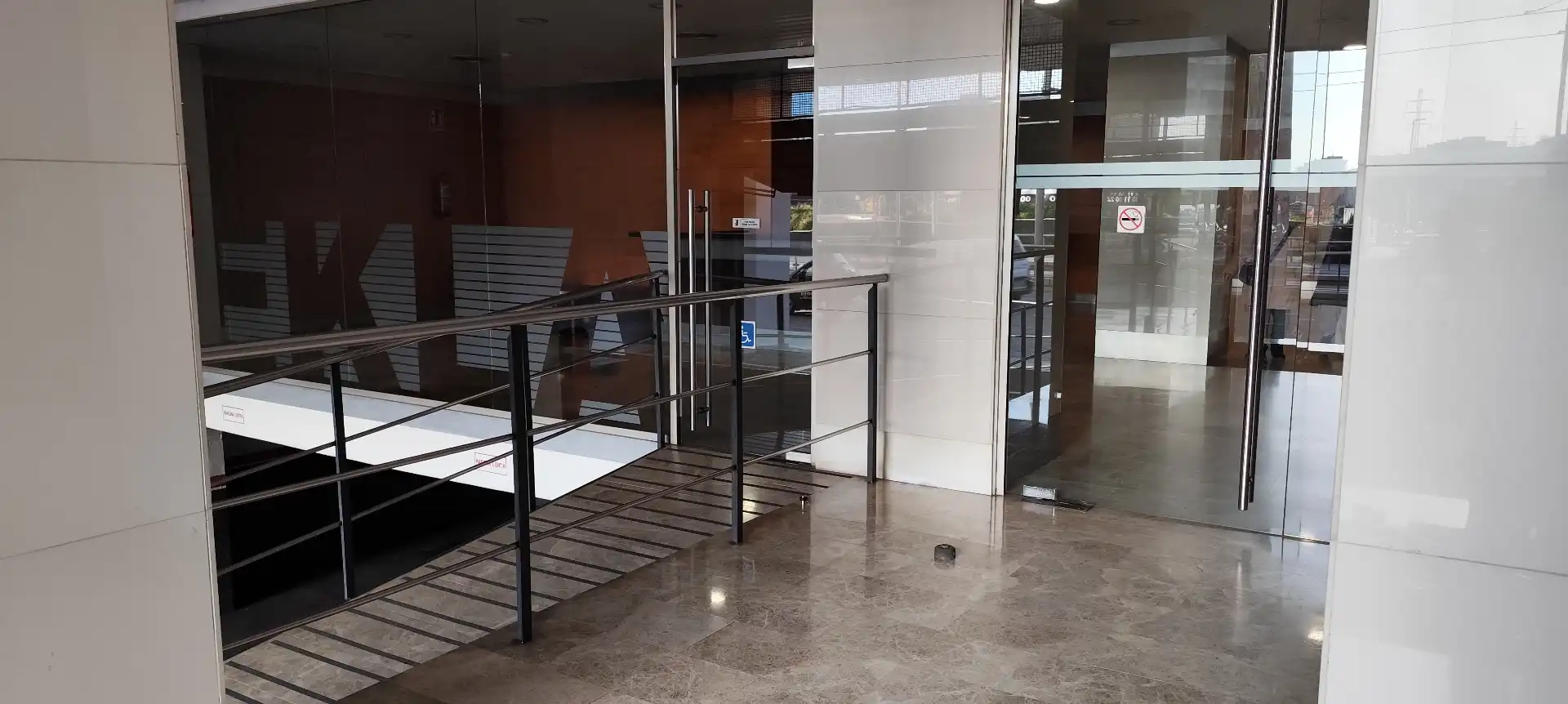 Oficina amb ascensor de lloguer a Avinguda de Cornellà, imagen 24
