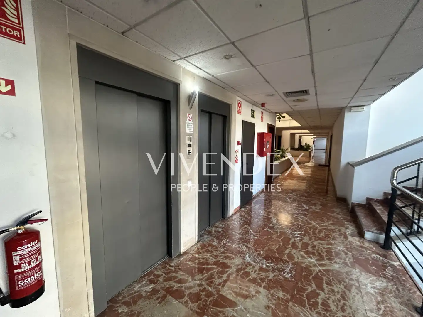 Büro zum Verkauf in Cornellà de Llobregat