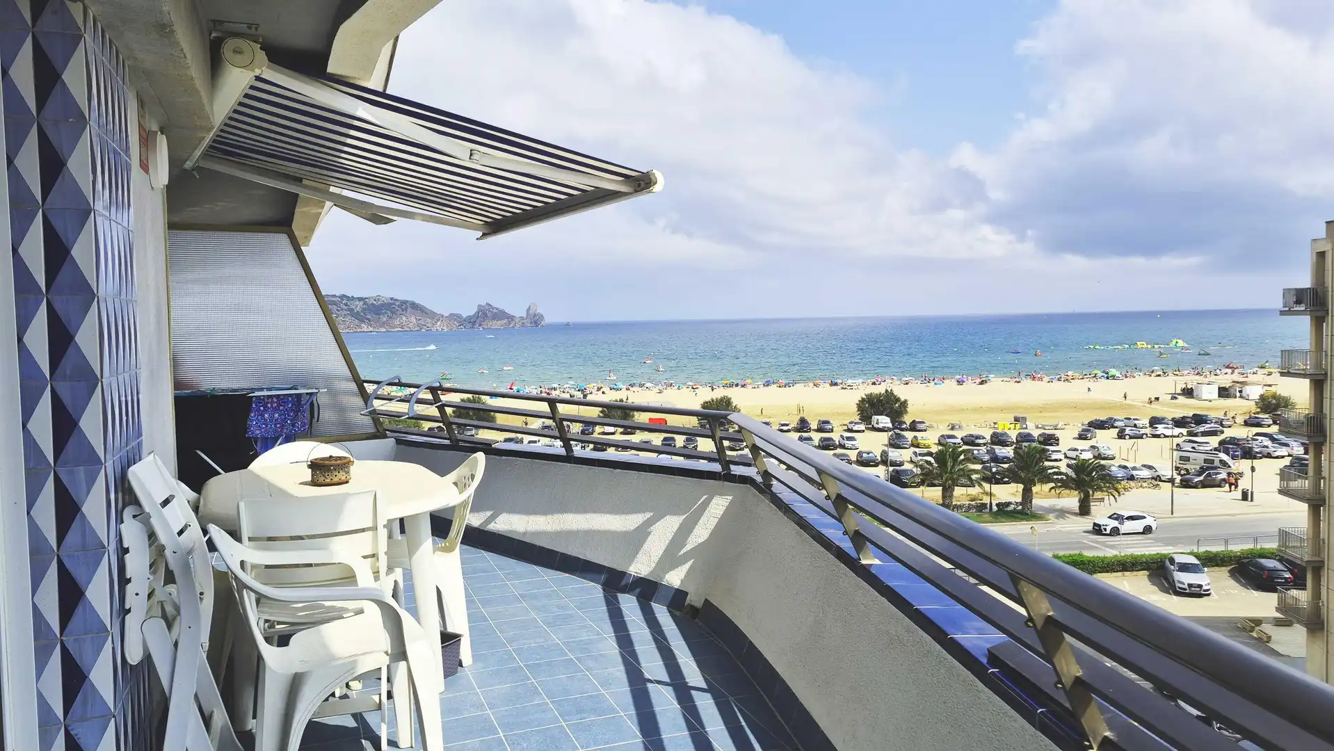 Terraza de Piso en venta en L'Estartit con Terraza y Piscina comunitaria