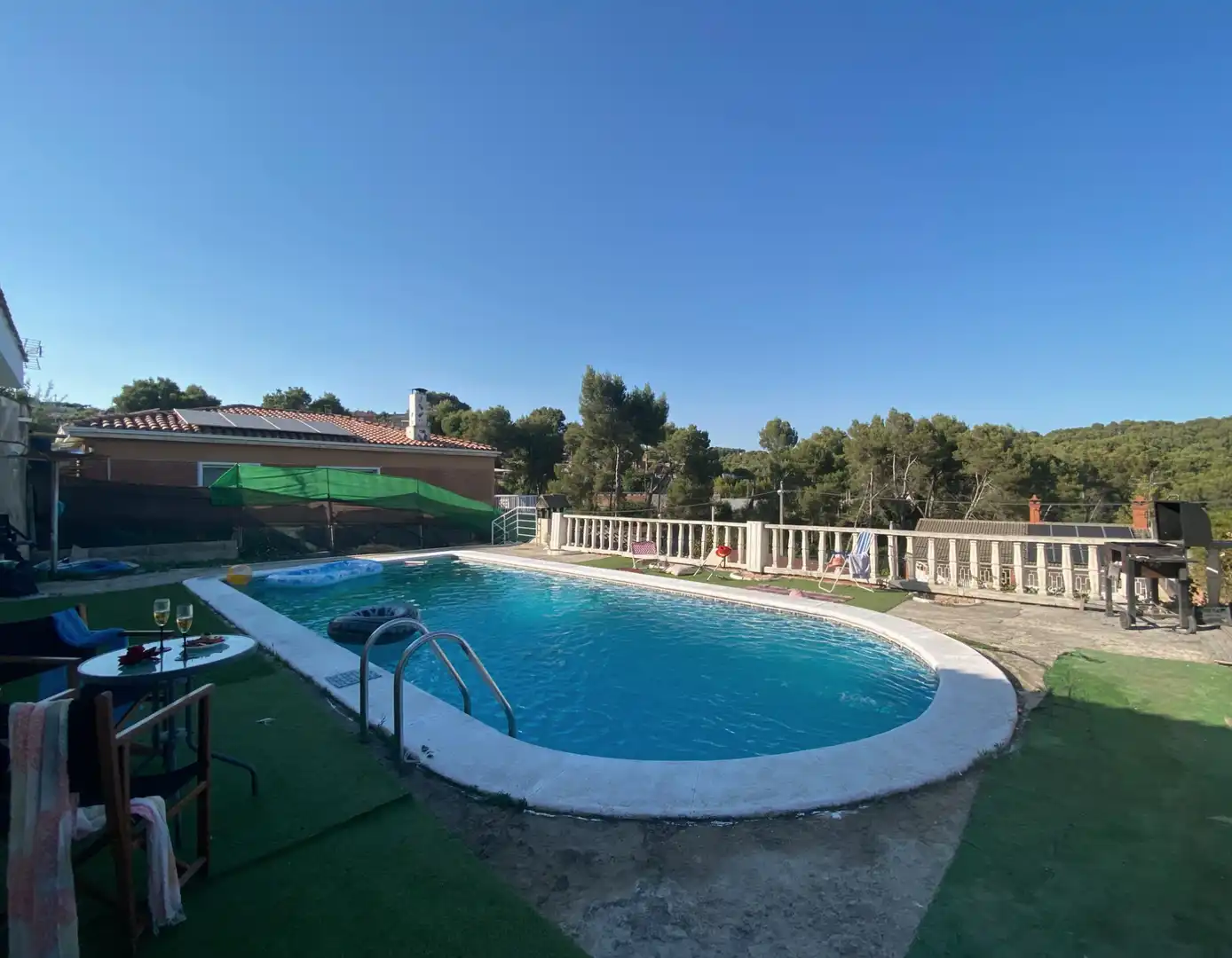 Piscina de Casa o chalet en venta en Rubí con Jardín privado, Piscina y Amueblado