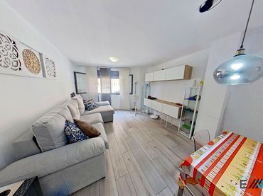 Ground floor with lift for sale in Travesía Doña Jimena