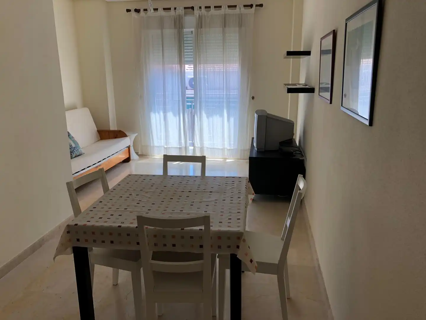 Living room of Flat for sale in Alicante / Alacant  with Air Conditioner, Furnished and Balcony