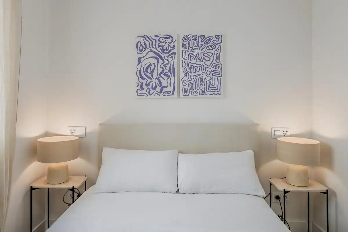 Bedroom of Flat for rent in Madrid  with Air Conditioner, Heating and Terrace