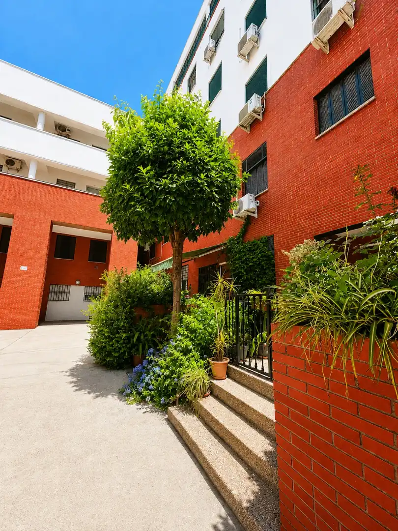 Exterior view of Duplexes for sale in Sevilla  with Air Conditioner and Terrace