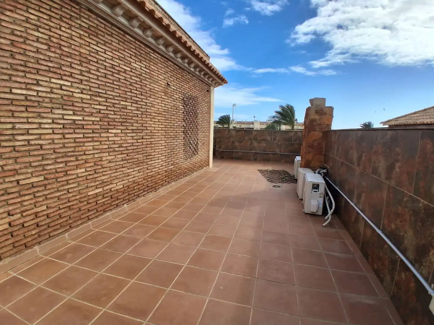 Terrasse von Einfamilien-Reihenhaus zum Verkauf in Roquetas de Mar