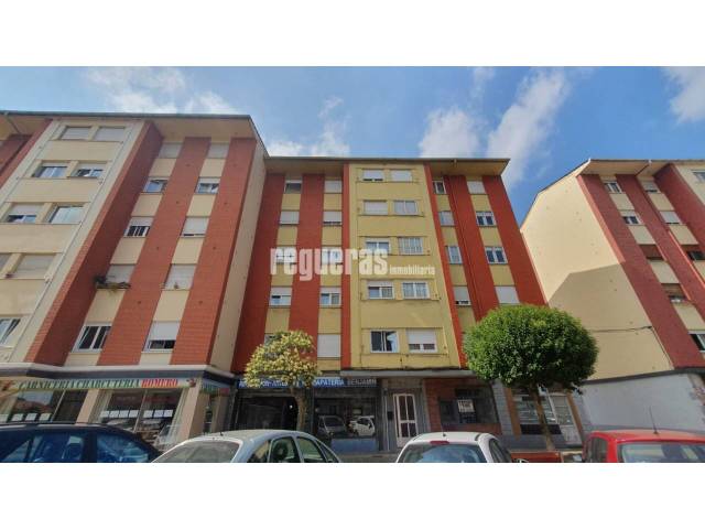 Piso en Alquiler en Covadonga en Versalles