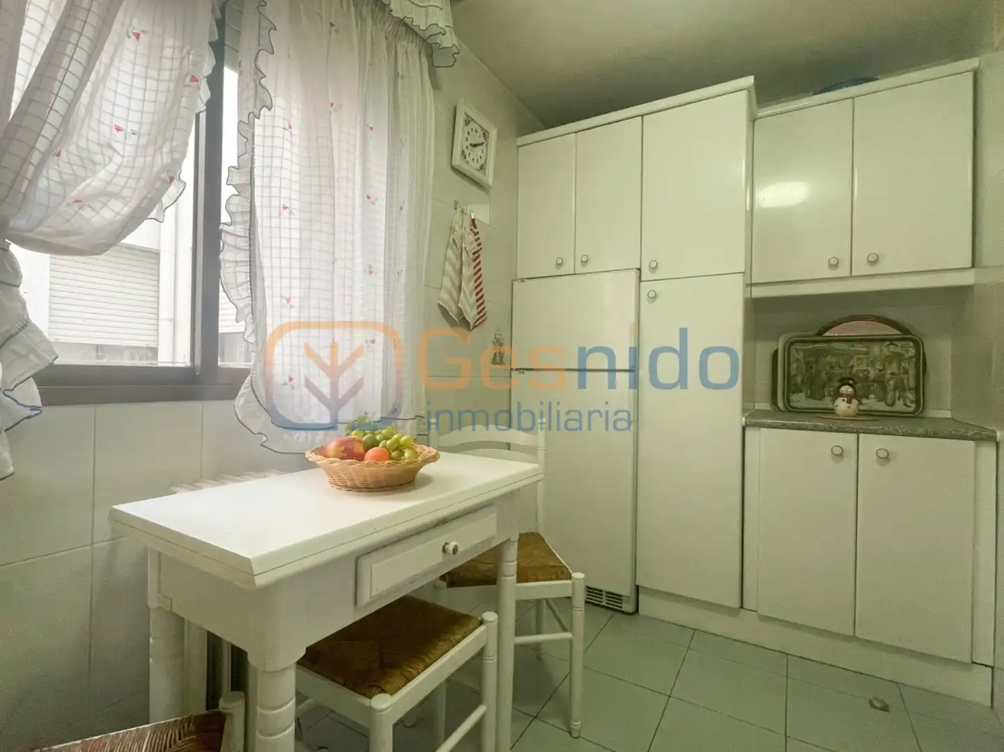 Cocina de Piso de alquiler en Segovia con Calefacción, Parquet y Terraza