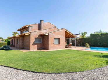 Maison avec piscine à vendre à Francesc Gimeno