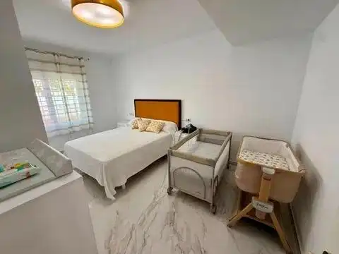 Dormitori de Casa o xalet en venda en Pilar de la Horadada