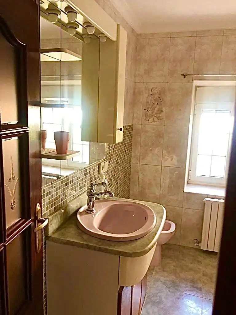 Baño de Casa o chalet en venta en Arenas de Iguña con Calefacción, Parquet y Terraza