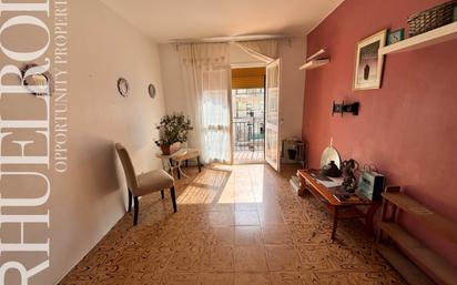 Living room of Flat for sale in Pineda de Mar  with Oven and Balcony
