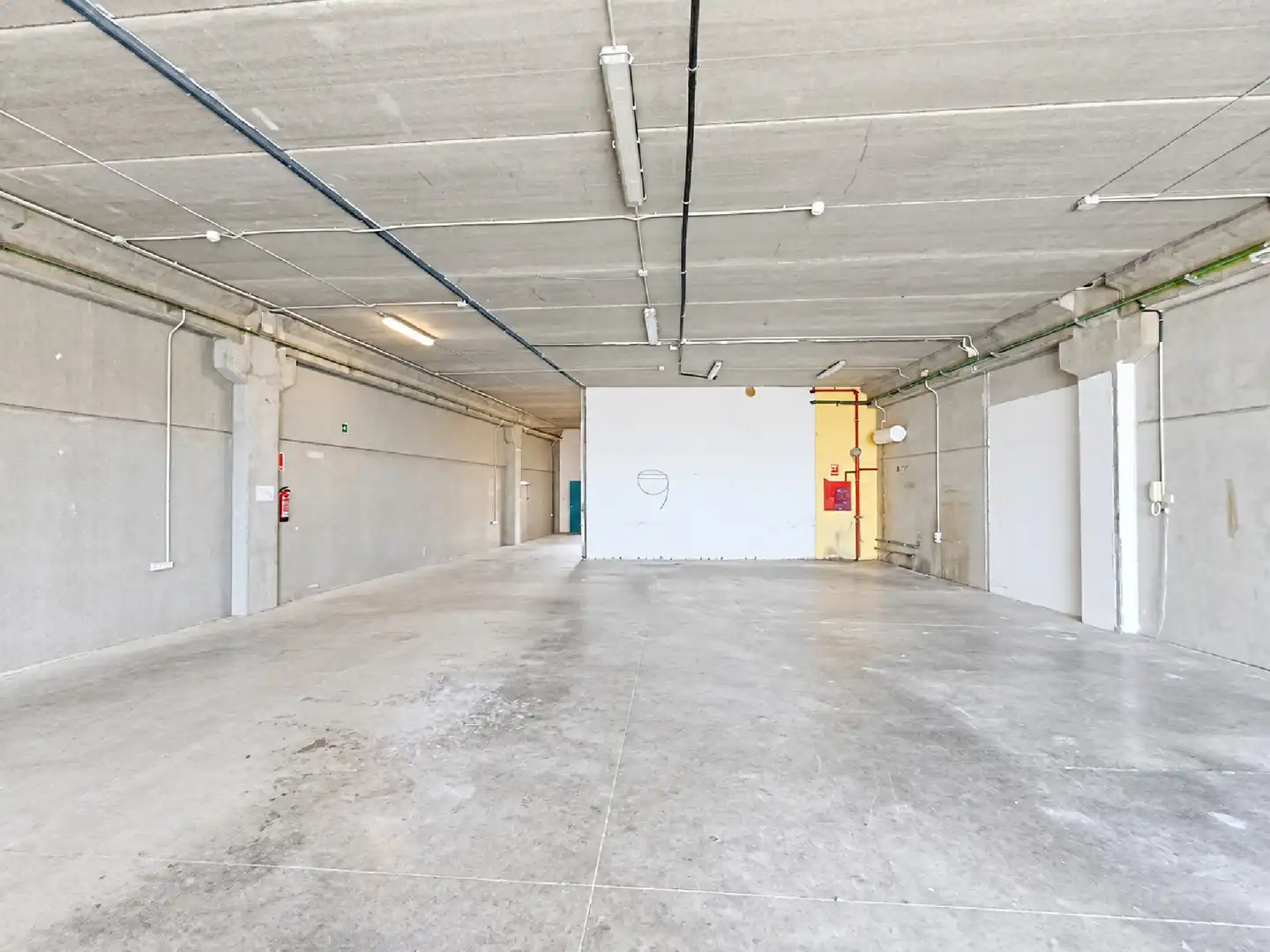 Fabrikhallen zur Miete in Badalona, Barcelona