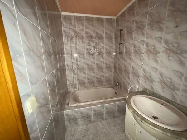 Bathroom of Flat for sale in Alfarràs