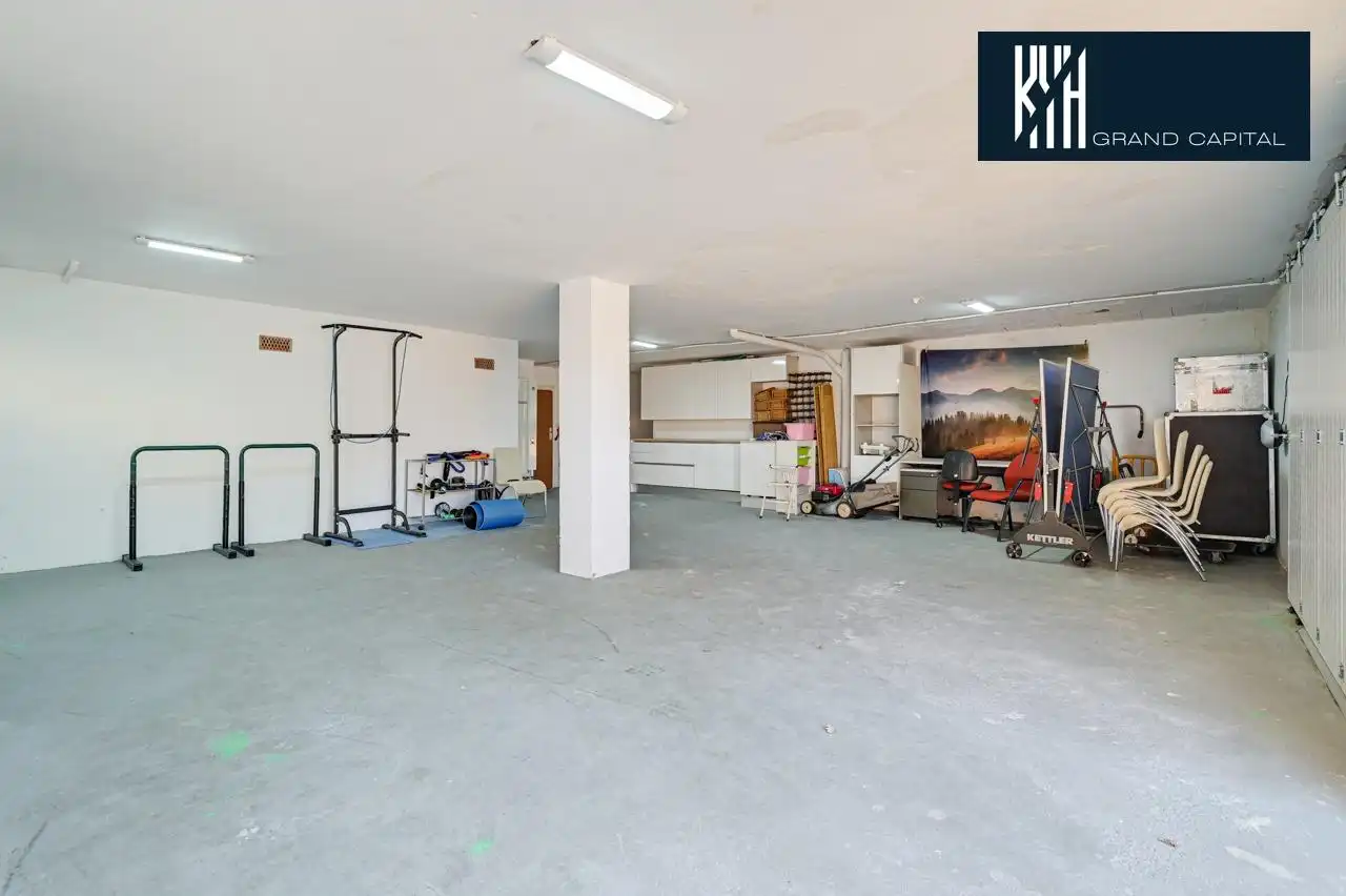Casa con piscina in vendita a Carrer Carrer Montserrat, imagen 61
